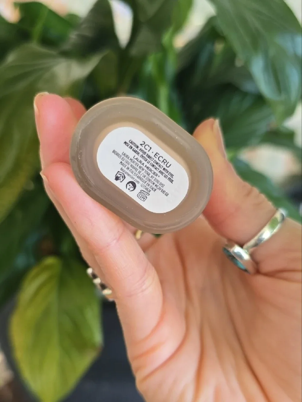 laura mercier creamy beige